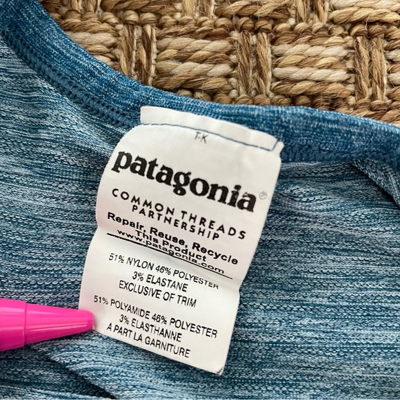 PATAGONIA Women's Blue Stretch Workout Running Tank Size Small - Picture 6 of 6